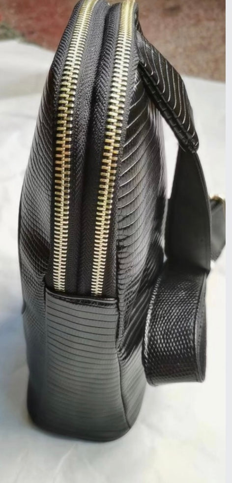 On the Go Pearl (Sling Bag)