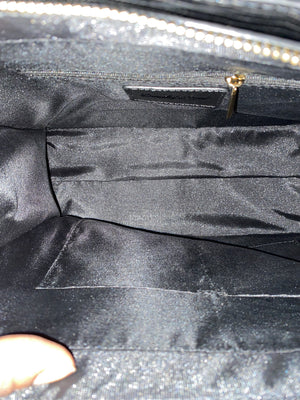 Perla con clase (bolso negro)